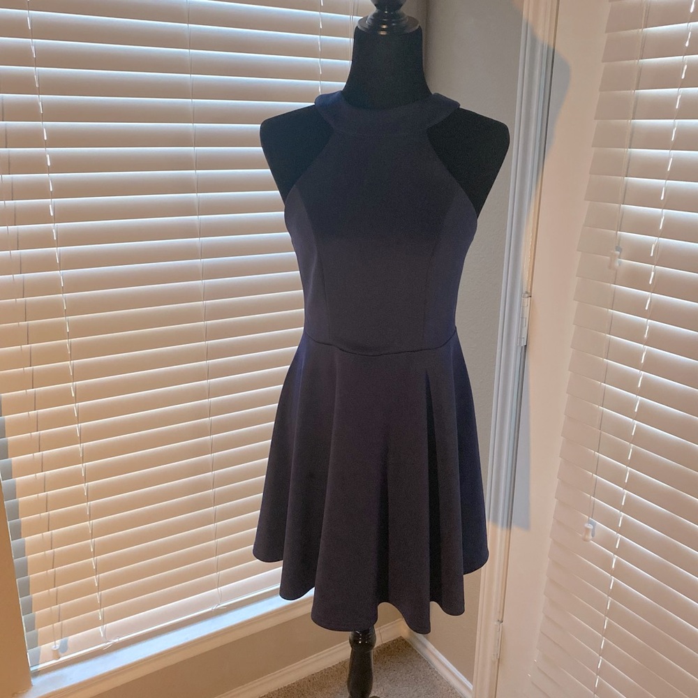 Short dress